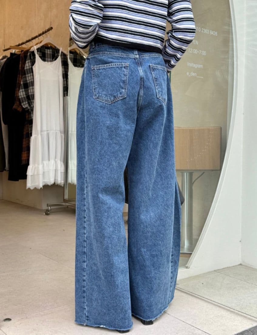 レディースワイドパンツ 2026年冬新作 ウエストベルト付きゆったりデニムワイドパンツ