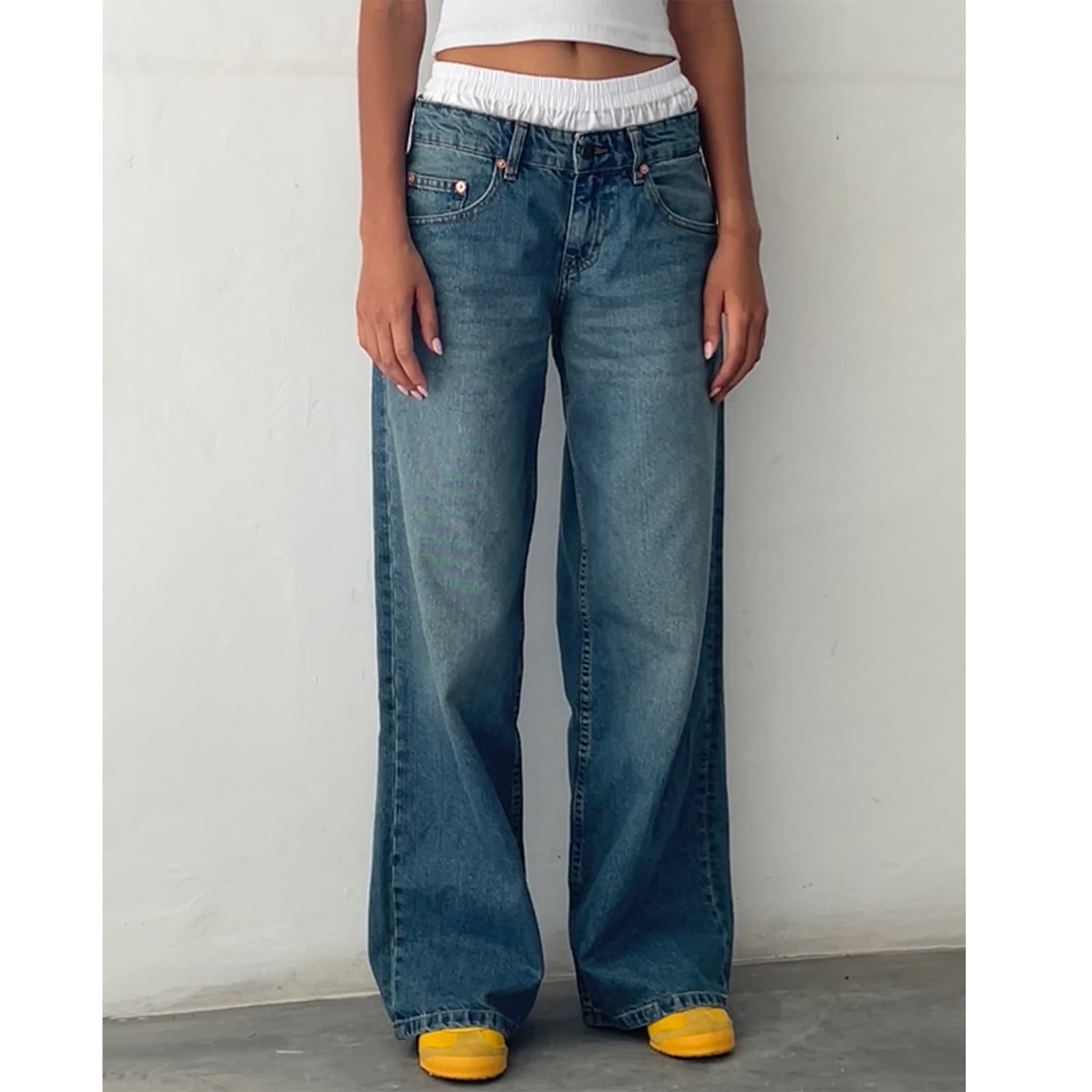 レディースワイドパンツ ゆったりシルエットのハイウエストワイドデニムパンツ