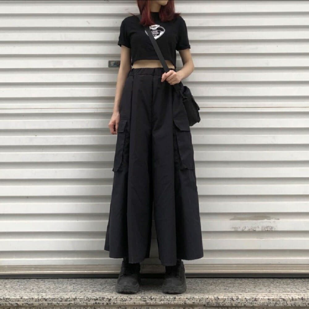レディースワイドパンツ ニッカ風ワイドパンツ ポケット付き ストリート系 黒 アザーズ
