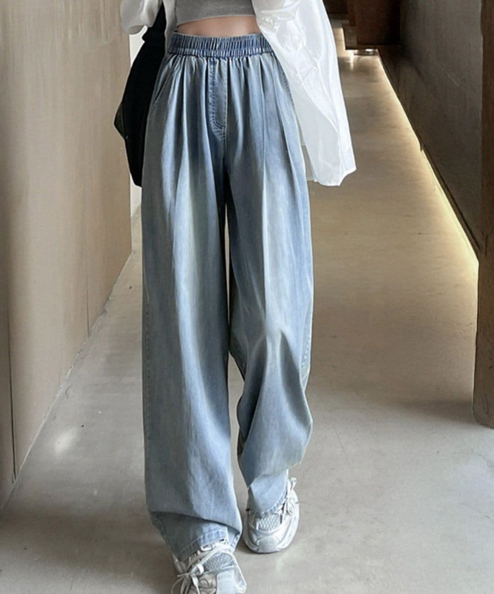 レディースワイドパンツ 美脚タック入りデニムワイドパンツ